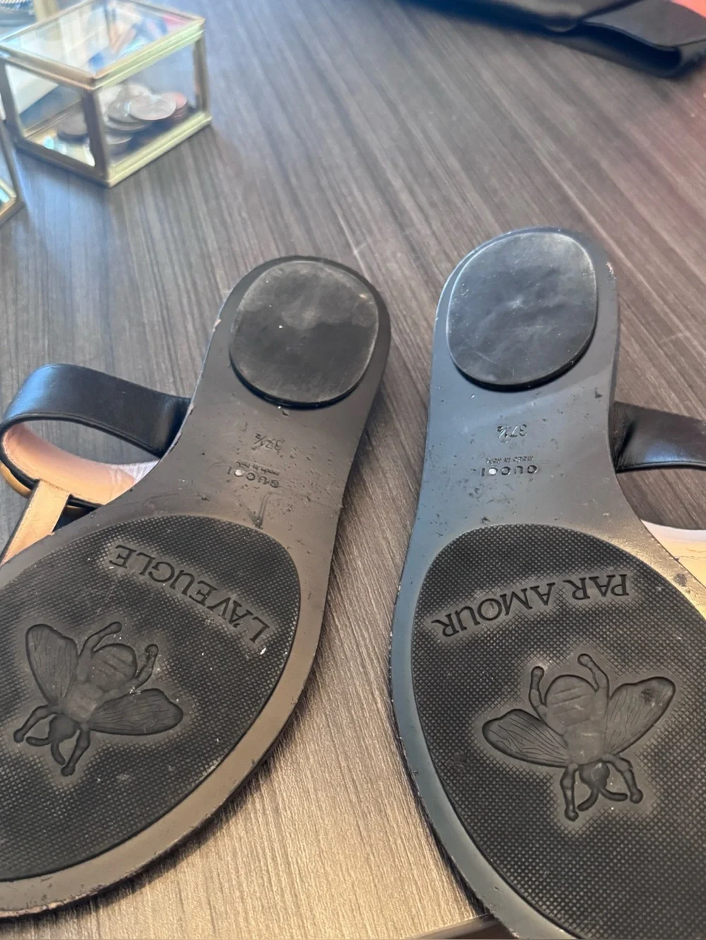 Gucci Black Leather Thong Sandals with Gold Double G - Picture 3 of 3